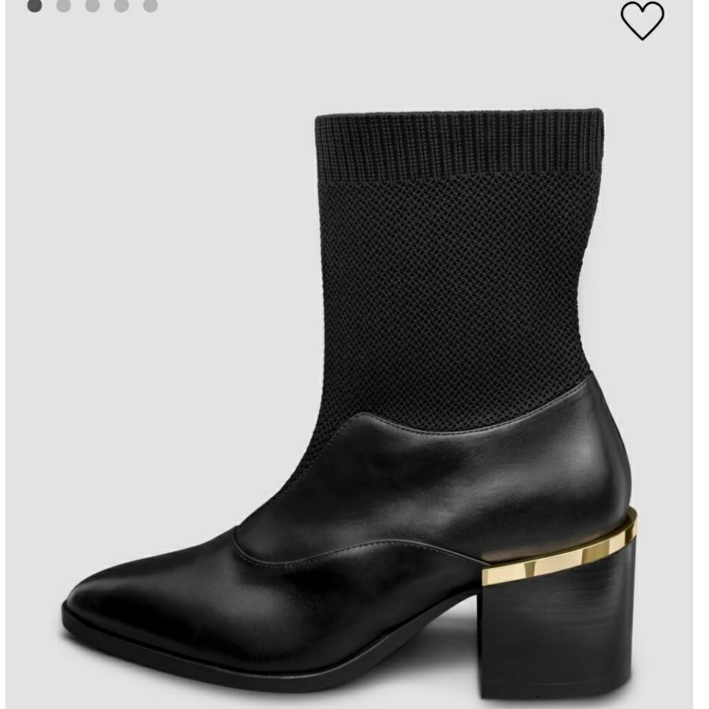 Universal Standard Porto ankle boot 8 New